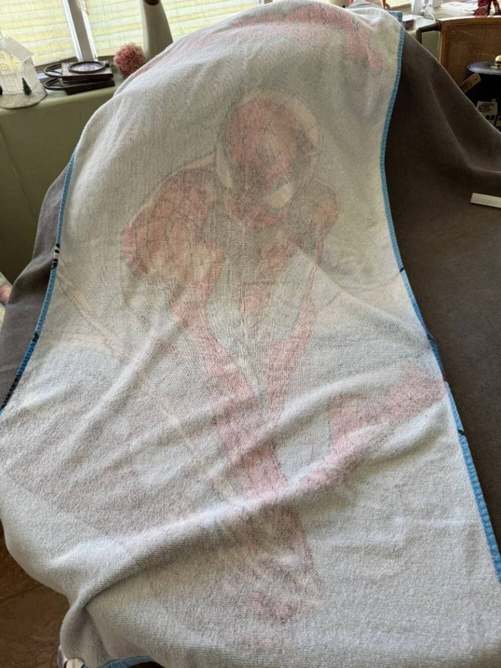 Marvel Spider-Man Cotton Beach Towel Red & Blue Web-Slinger Design 28